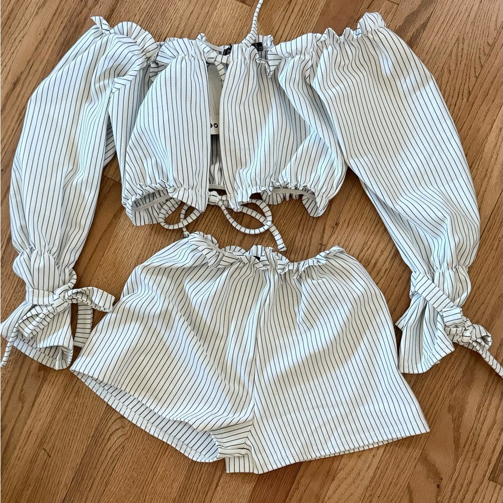 Pin Stripe Shorts Set - 4